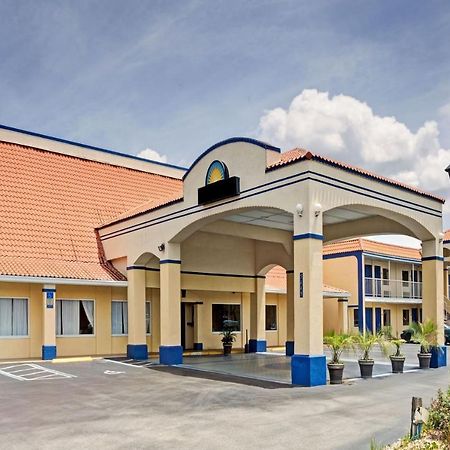 Zen Living Suites Extended Stay - Jacksonville - University Blvd Kültér fotó