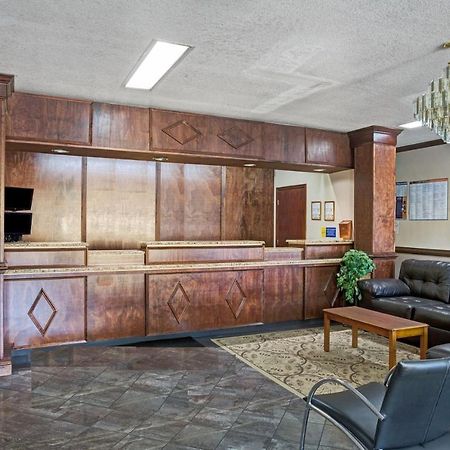 Zen Living Suites Extended Stay - Jacksonville - University Blvd Kültér fotó