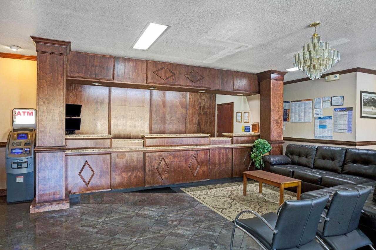 Zen Living Suites Extended Stay - Jacksonville - University Blvd Kültér fotó